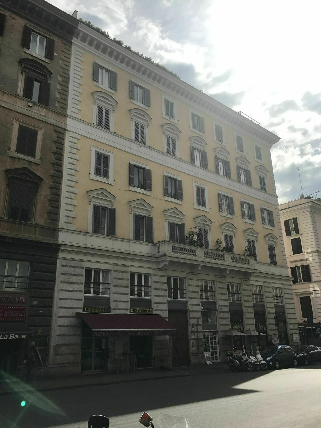 เรซิเดนซา โรมา อิมพีเรียล Hotel ภายนอก รูปภาพ